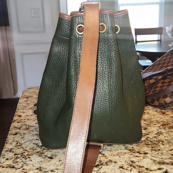 Vintage Dooney&Bourke backpack - Picture 2 of 3